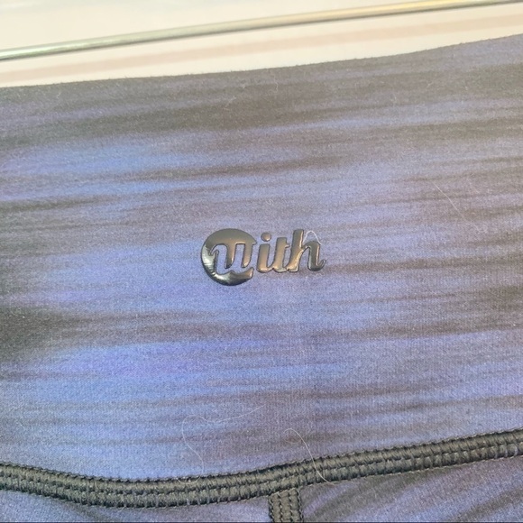 With X Equinox Collaboration Cropped Leggings - Picture 4 of 4